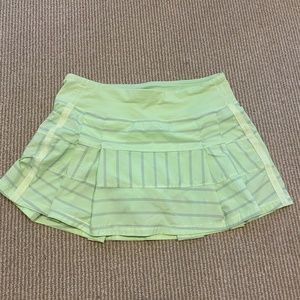 Lululemon light green/gray stripes tennis skirt